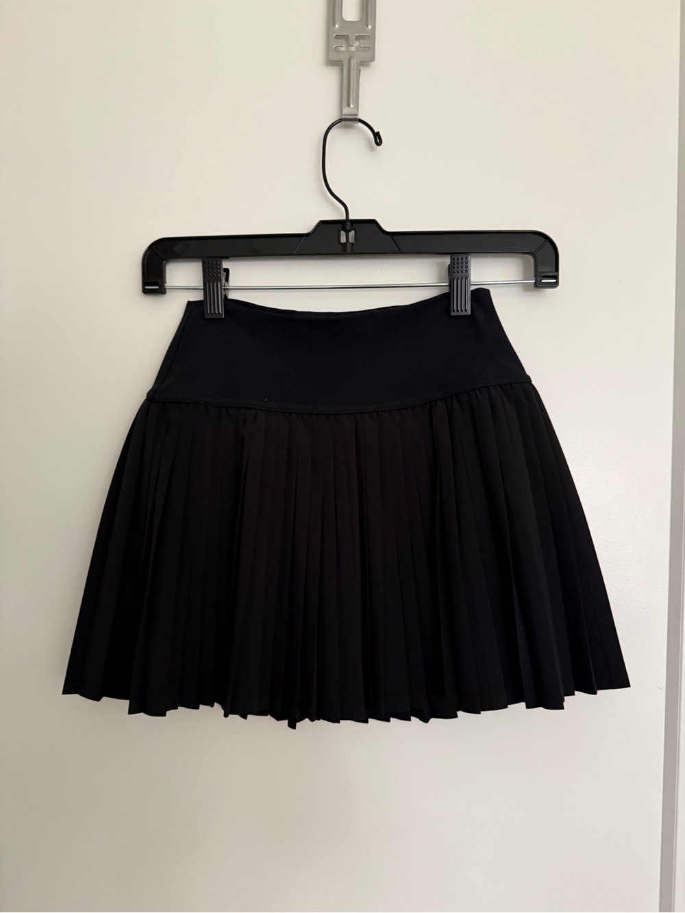 aerie Black Pleated Skort